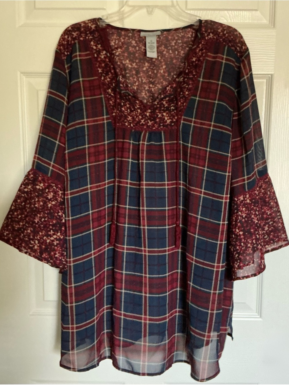 Catherines 1X Blouse Plaid Floral Boho Cottagecore Whimsigoth Bell Sleeve 18-20W